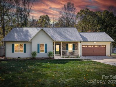 3781 Mattingly Dr, Hickory, NC, 28602