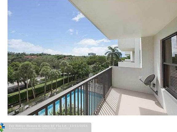 2nd image of 3200 Port Royale Dr N APT 504