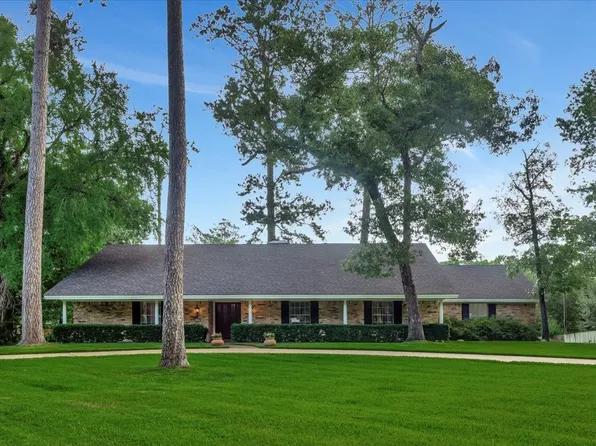 1305 Woodland Dr, Lufkin, TX 75904