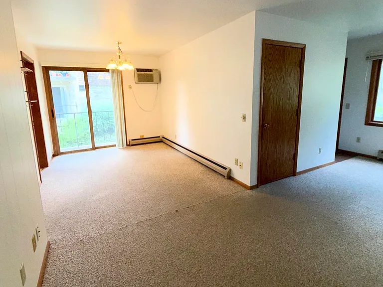 221 Nautilus Dr #B — Photo 5