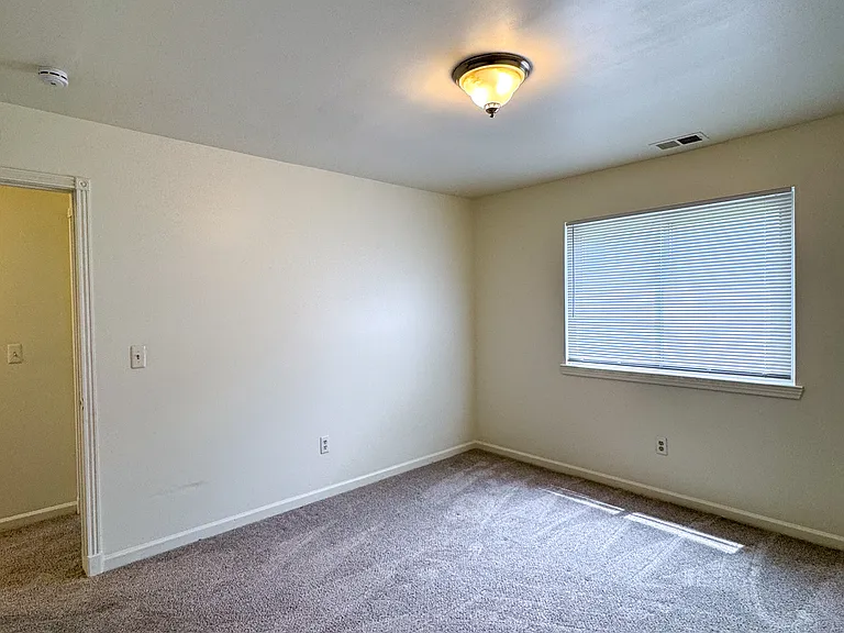 19108 E Forteen Mile Rd — Photo 23