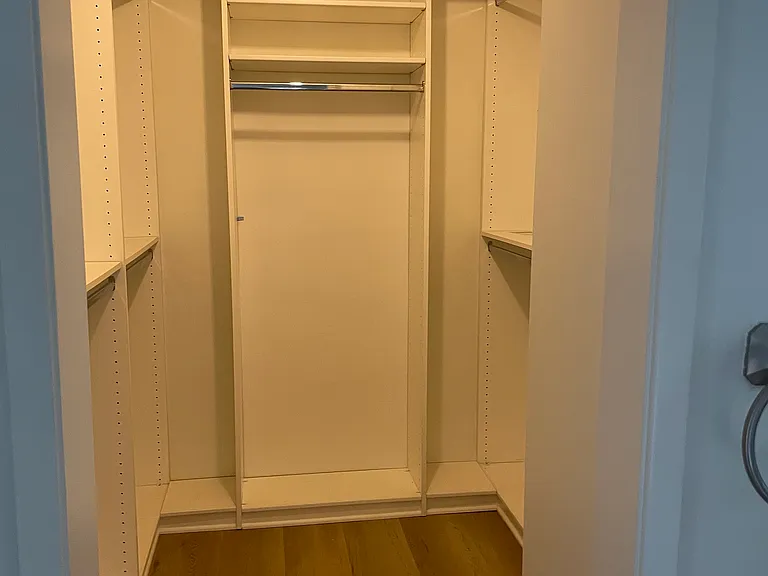 32001 Waterside Ln — Photo 10