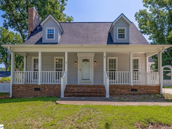 7 Ashley Ln, Taylors, SC 29687