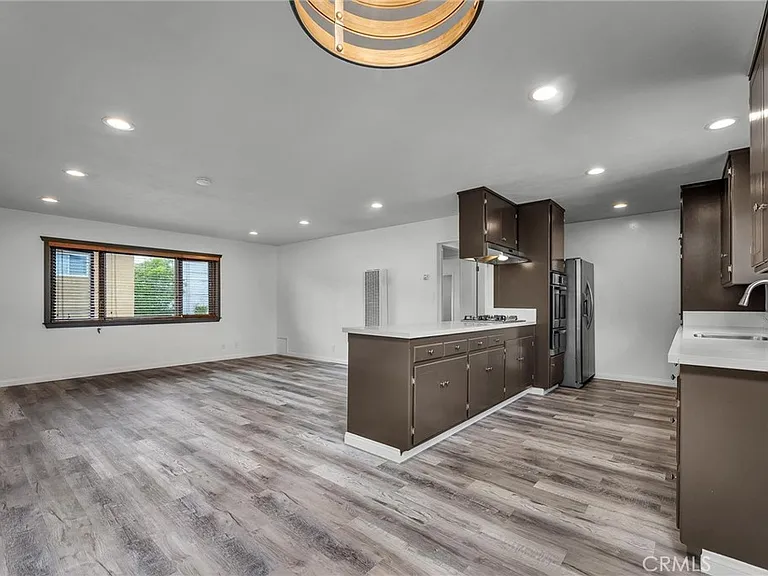 727 S Elvira Ave — Photo 4