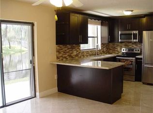 714 SW 88th Ter, Plantation, FL 33324