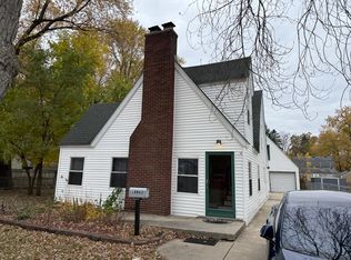 18863 Sumner, Redford, MI 48240