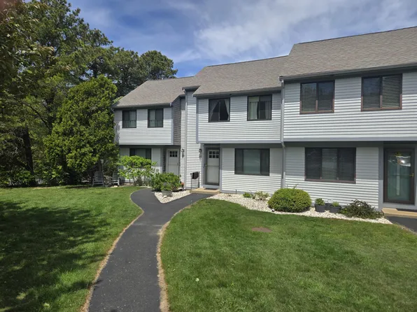 107 Court Way, Brewster, MA 02631