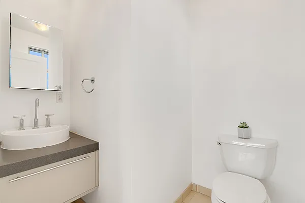 Rented by Compass | media 21