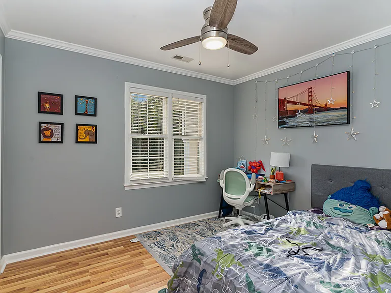 203 Brook Creek Dr — Photo 18