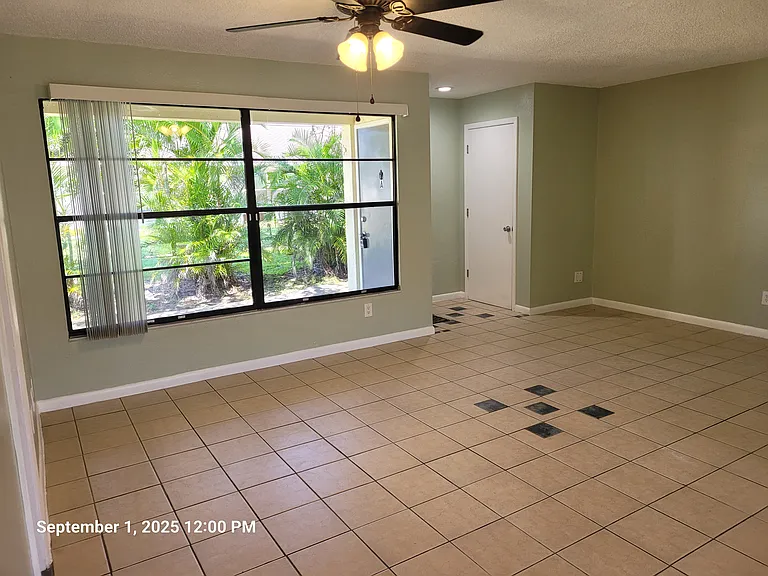 2329 SE 6th Ln #A — Photo 3