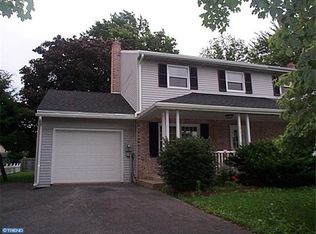 521 Poplar St, Denver, PA 17517