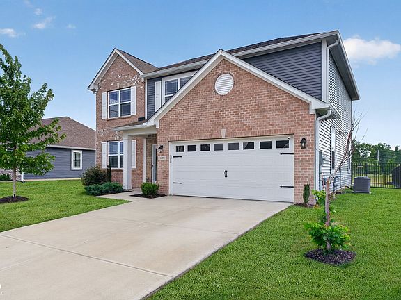 2nd image of 6885 Cardiff Dr