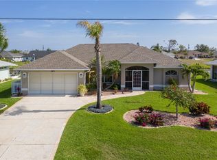 225 Bunker Rd, Rotonda West, FL 33947