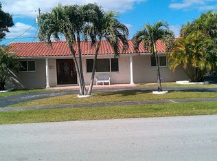 930 SW 100th Ct, Miami, FL 33174