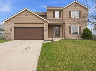 302 Willard Dr, Auburn, IN