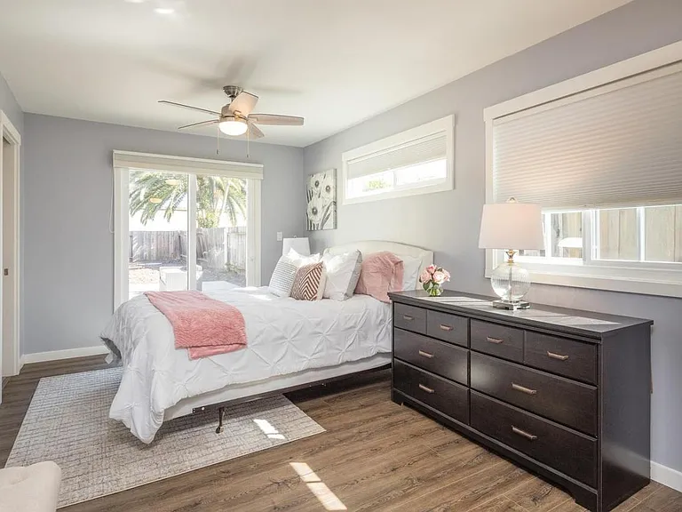 1909 Shoreview Ave — Photo 5