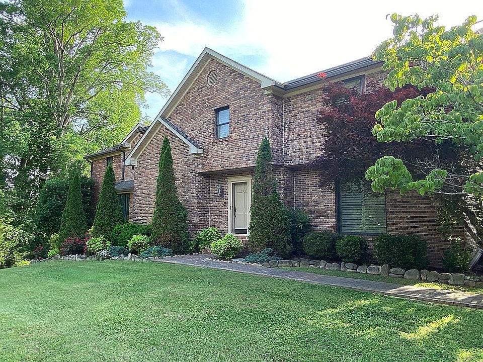 1st image of 109 Oak Hill Dr