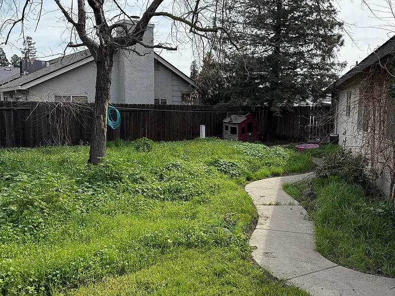 1469 Crossbill Way — Photo 12