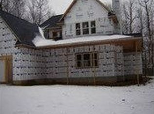 1329 Meadow Ln, Hillsdale, MI 49242