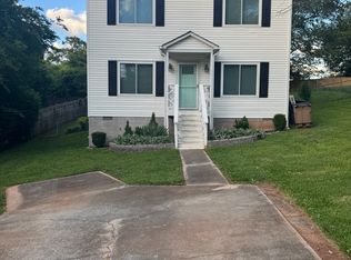 608 Busbee Rd, Knoxville, TN 37920