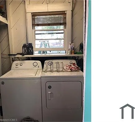 55 Thompson Blvd — Photo 3