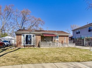 482 Isa Dr, Wheeling, IL 60090