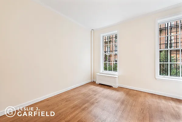 Rented by Leslie J. Garfield | media 47