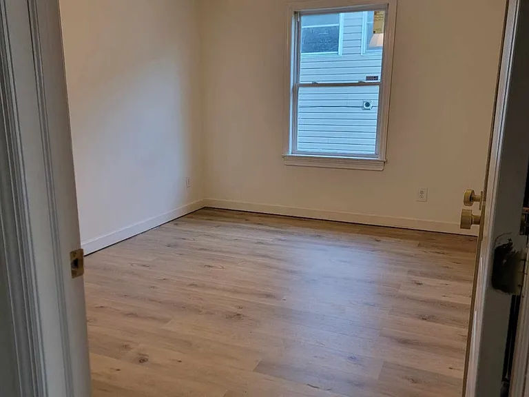 25 Cliff St #2 — Photo 12
