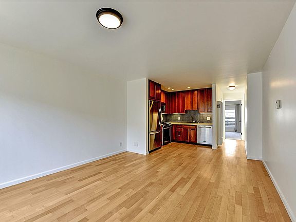4th image of 115 Carl St APT 7