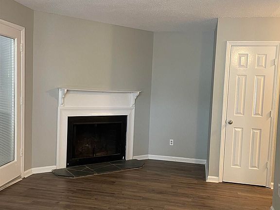 3rd image of 3736 Elberta St Unit C4