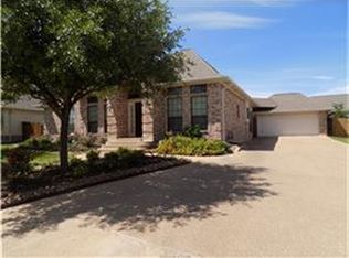 4406 Edinburgh Pl, College Station, TX 77845