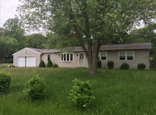 1709 N 2250 East Rd, Findlay, IL 62534