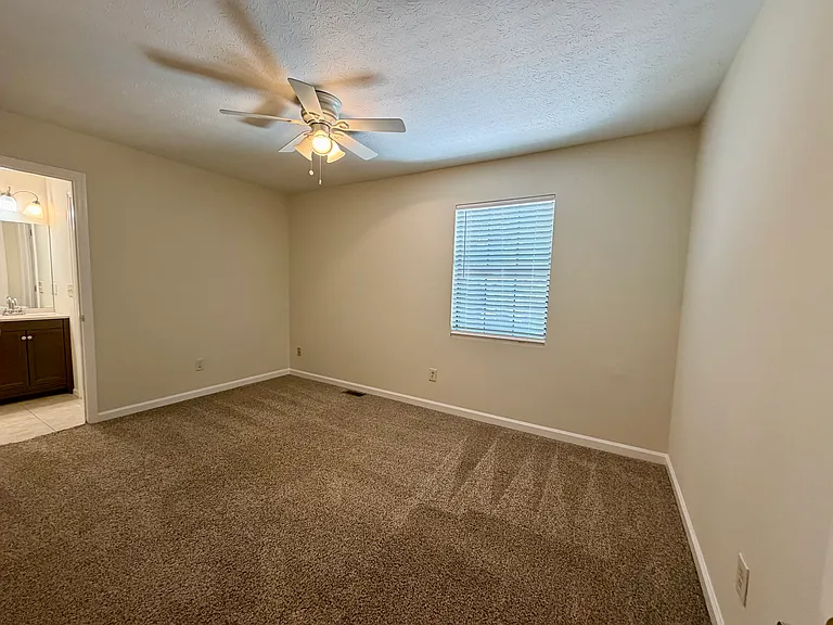 1455 Springleaf Cir SE — Photo 5