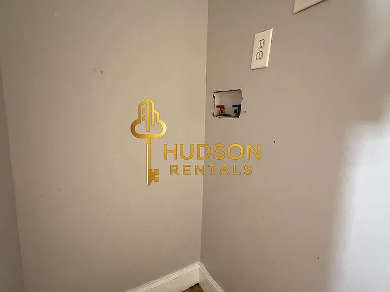 168 Woodlawn Ave #1 — Photo 6