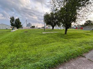 307 S 2nd St, Martinsburg, MO 65264