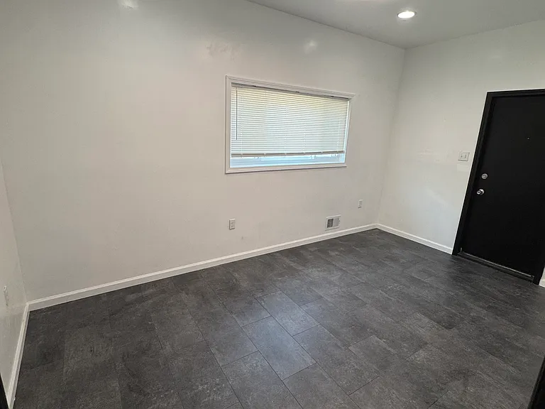 403 Boggs Ave #1 — Photo 6