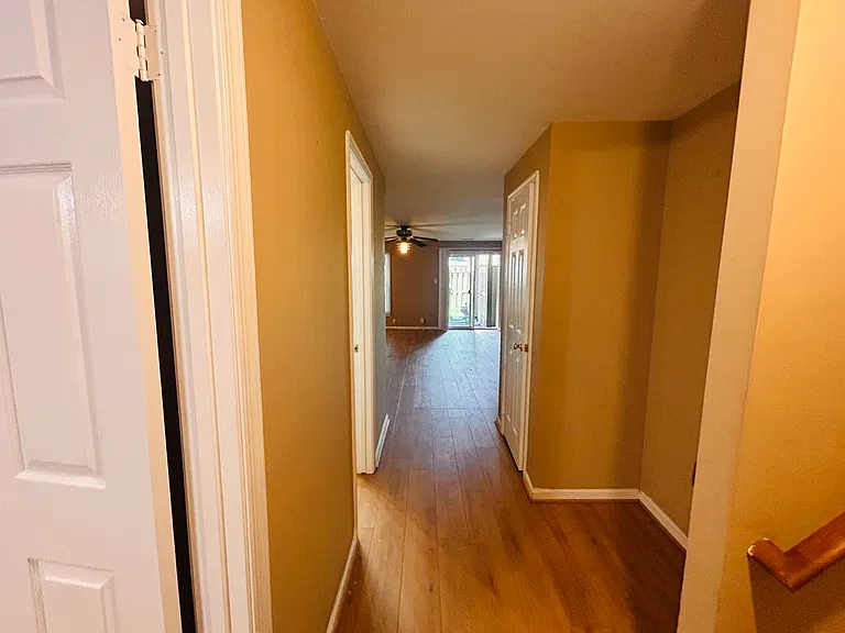 2764 Winston Ct — Photo 8