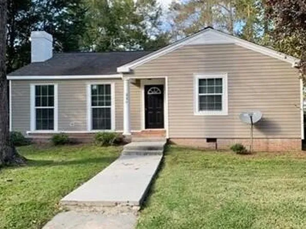 227 1st St SW, Magee, MS 39111