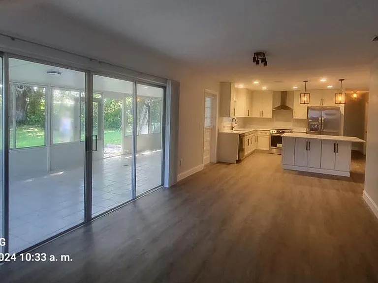 609 Parkwood Ave — Photo 7