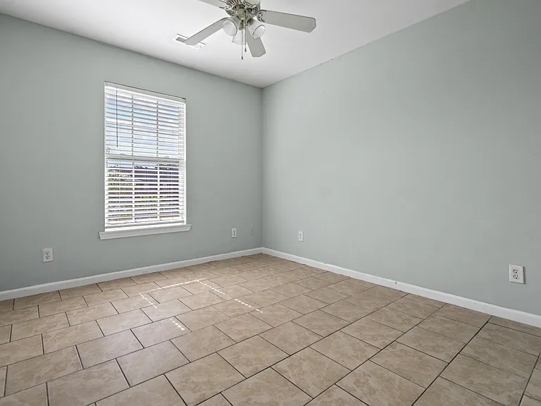 535F 3rd Loop Rd — Photo 19