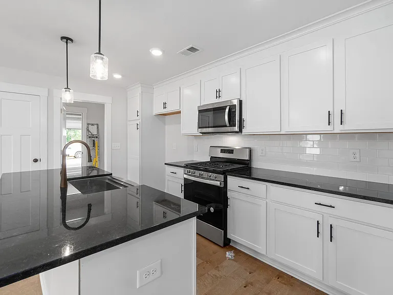 917 Frog Gip Pond Ct — Photo 9