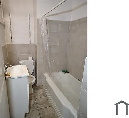 2135 Seneca Rd #11 — Photo 5