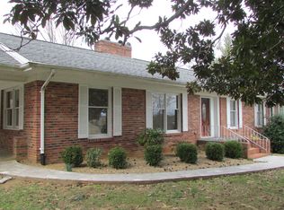 233 Brown Springs Rd, Mosheim, TN 37818