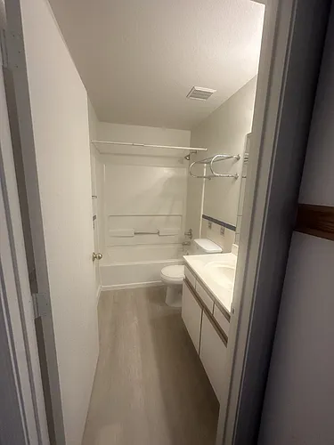 9006 W Palm Ln Photo 1
