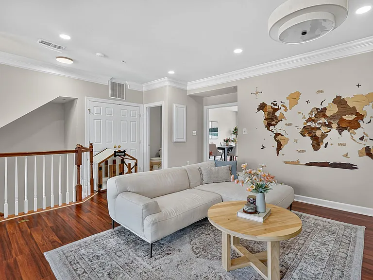 630 Pelican Ave #1 — Photo 8