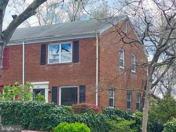 49 Mount Vernon Ave, Alexandria, VA 22301