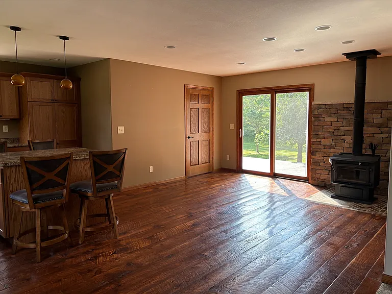 11803 Sandpiper Rd NE — Photo 4