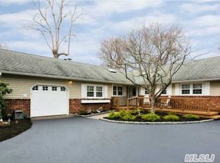 192 Bellevue Rd, Oakdale, NY 11769