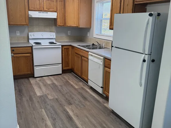 785 Hilltop Dr, Claremore, OK 74017