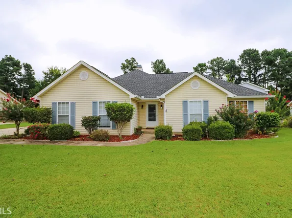 105 Balmoral Ln, Warner Robins, GA 31088